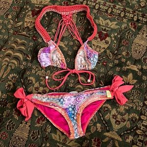 Mar de rosas beaded bikini low rise Colombian bikini